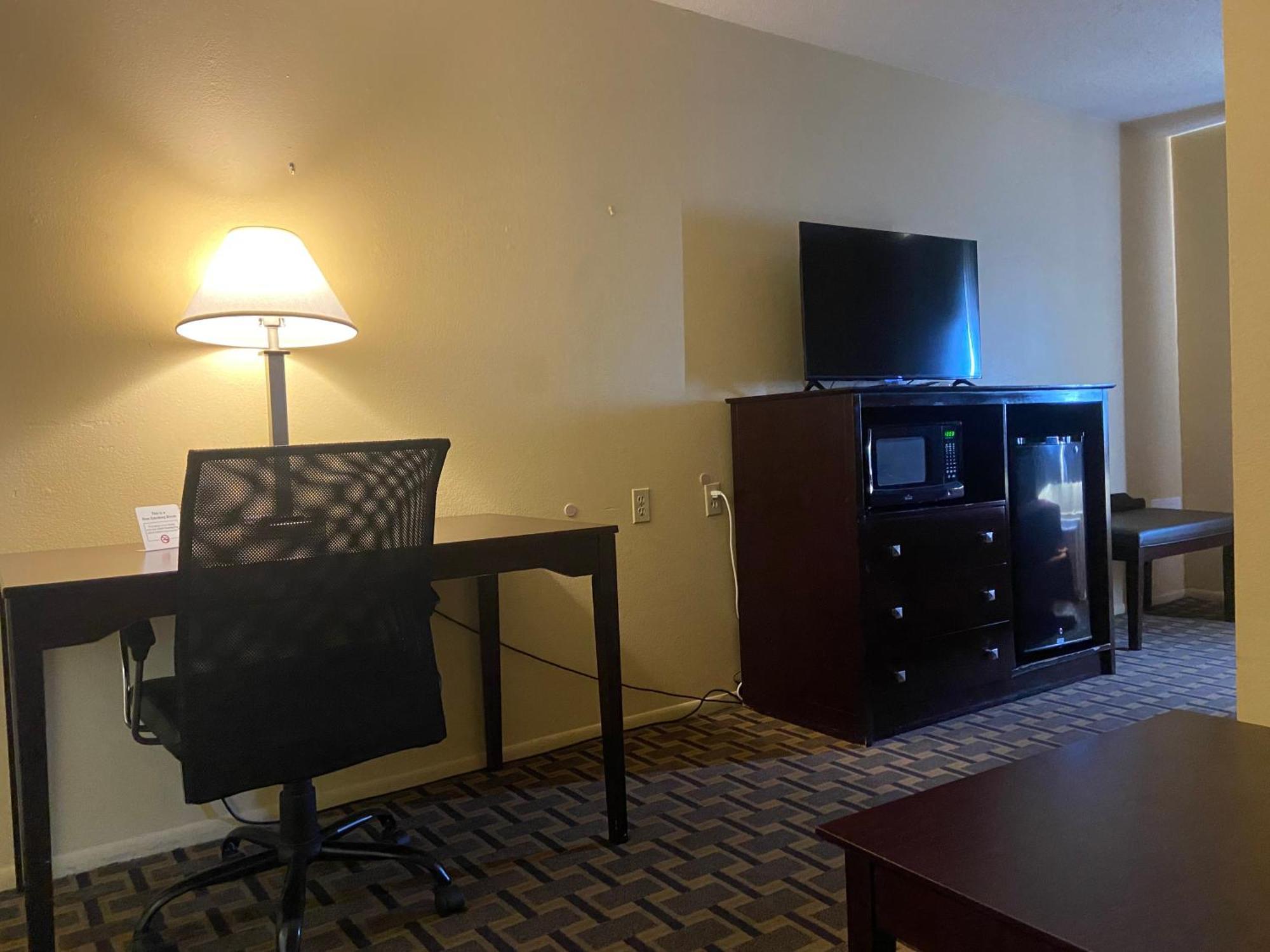 Super 8 By Wyndham Lebanon Hotell Eksteriør bilde