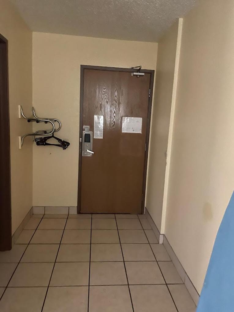Super 8 By Wyndham Lebanon Hotell Eksteriør bilde